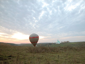 Balloon flight over the Suksun area south of Perm